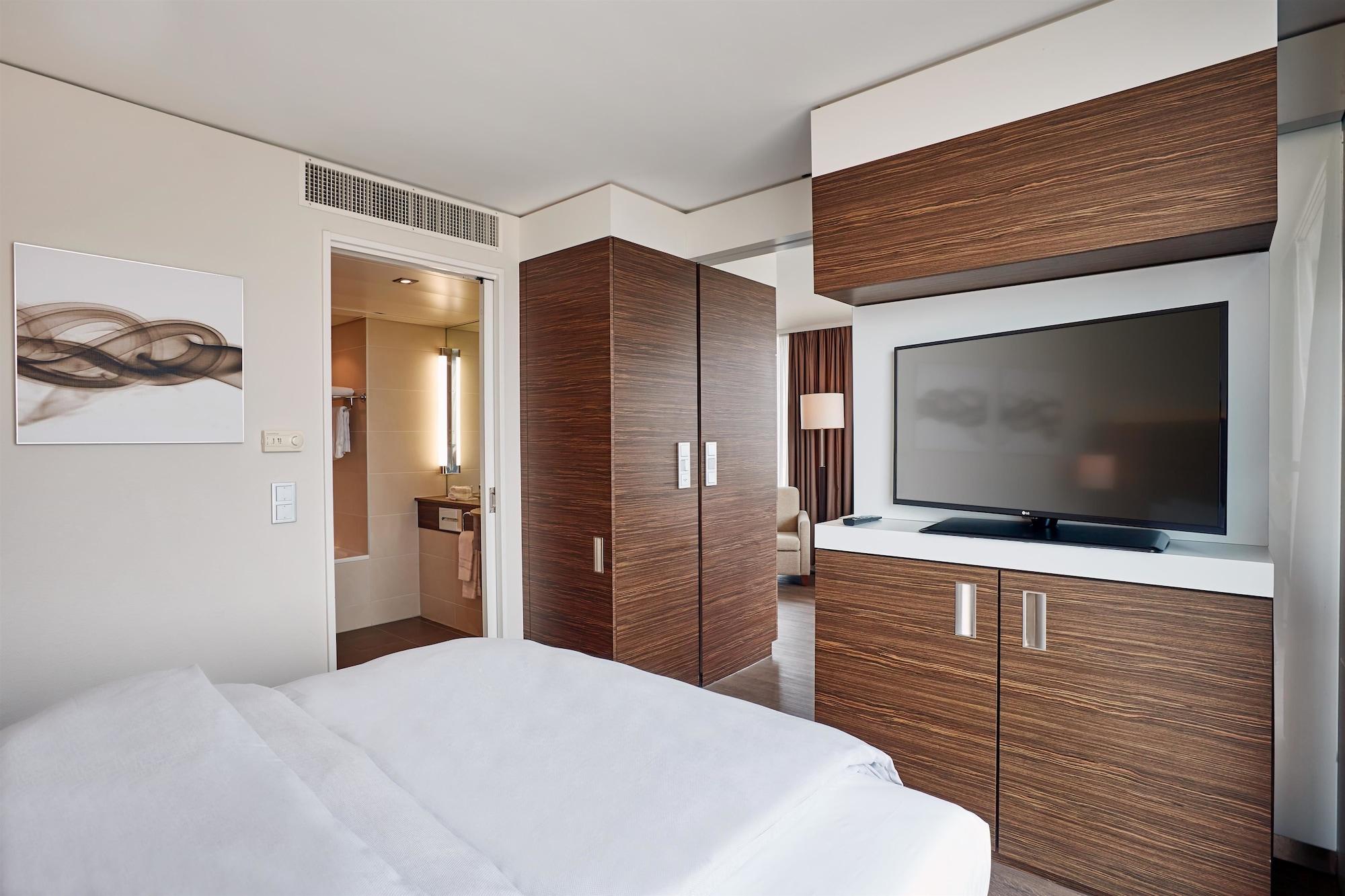 H4 Hotel Solothurn Bagian luar foto