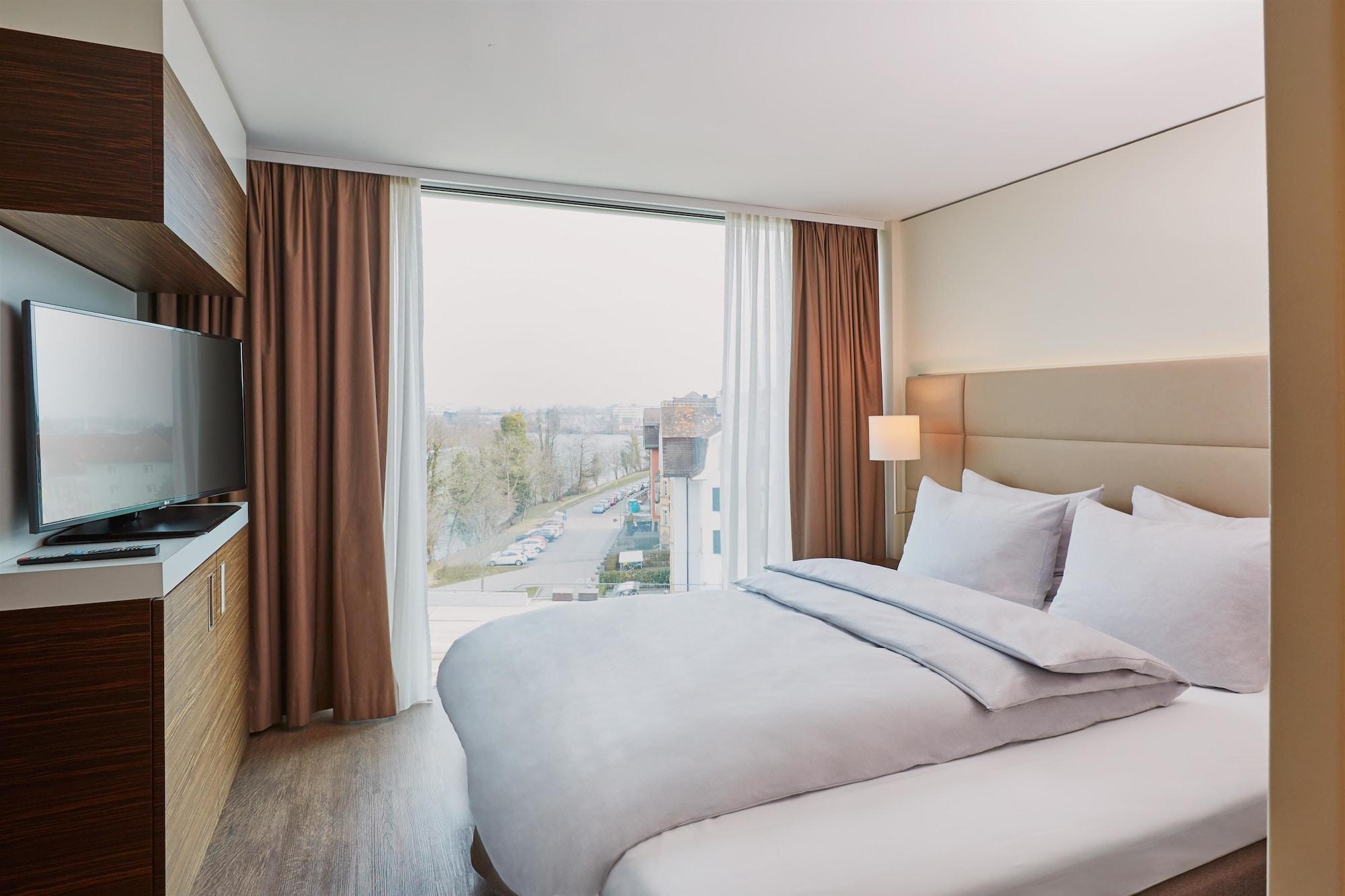H4 Hotel Solothurn Bagian luar foto