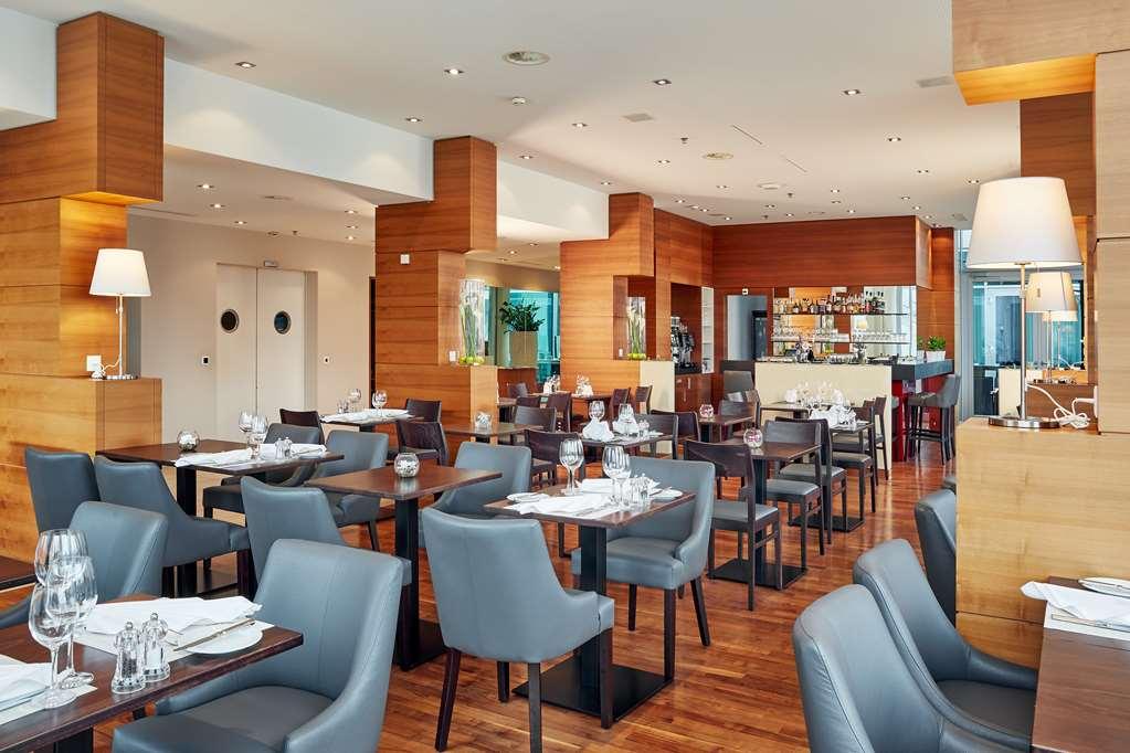 H4 Hotel Solothurn Restoran foto