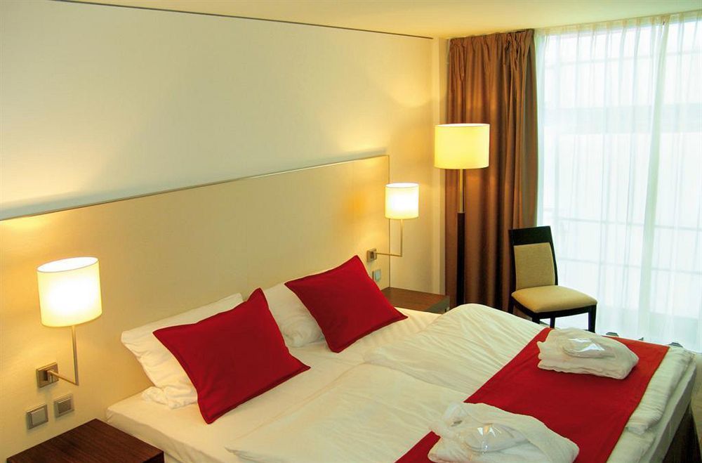 H4 Hotel Solothurn Bagian luar foto
