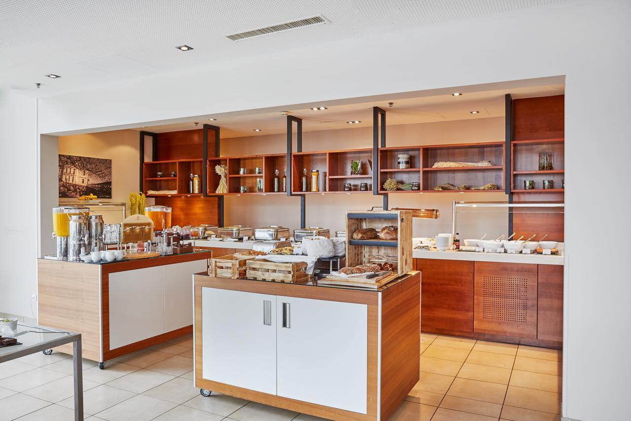 H4 Hotel Solothurn Bagian luar foto